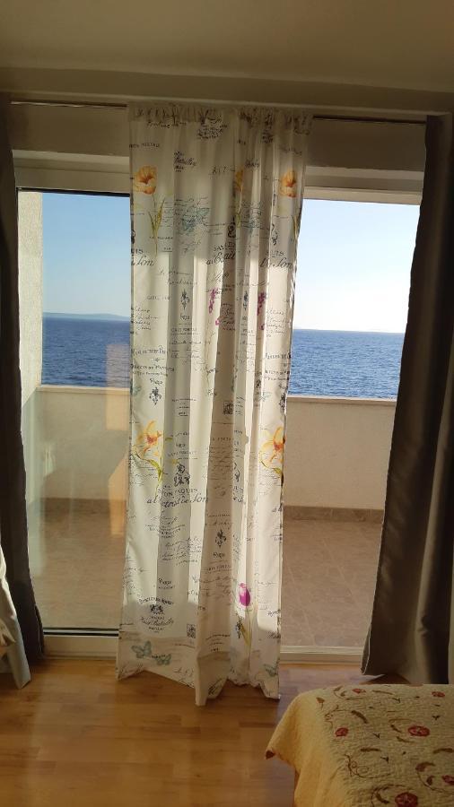 Apartmani Mary Dugi Rat Δωμάτιο φωτογραφία