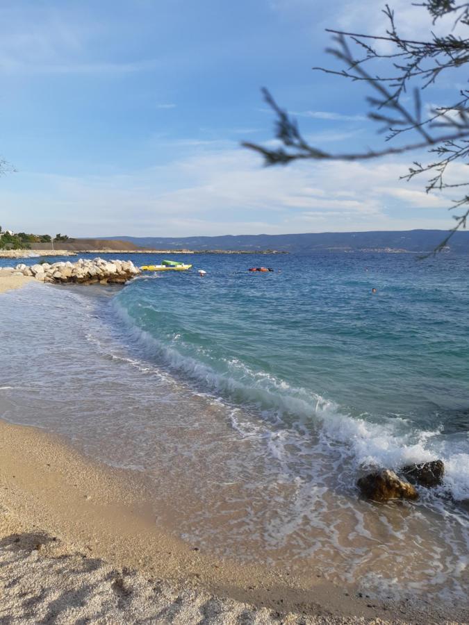 Apartmani Mary Dugi Rat Εξωτερικό φωτογραφία