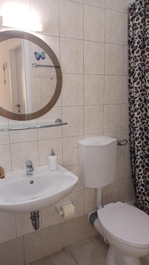 Apartmani Mary Dugi Rat Εξωτερικό φωτογραφία