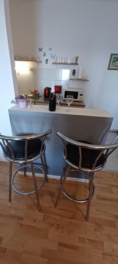 Apartmani Mary Dugi Rat Εξωτερικό φωτογραφία