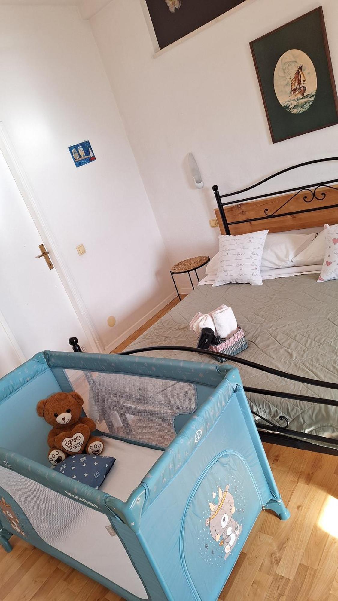 Apartmani Mary Dugi Rat Εξωτερικό φωτογραφία